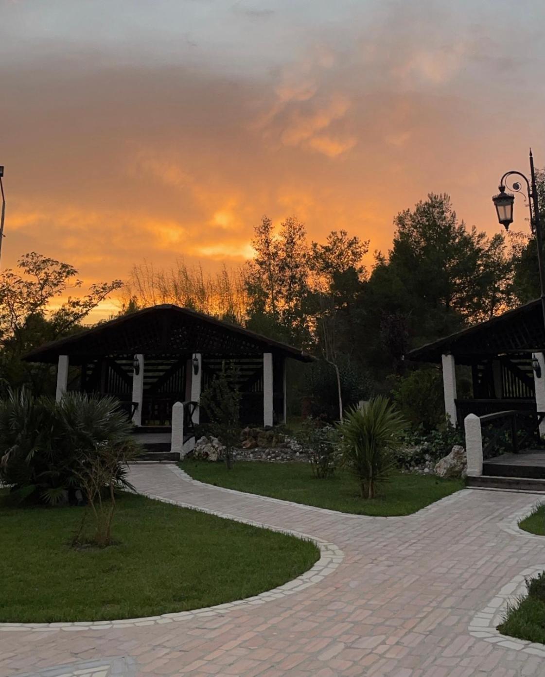 Hotel Agroturizem Eldi Fier Exterior foto
